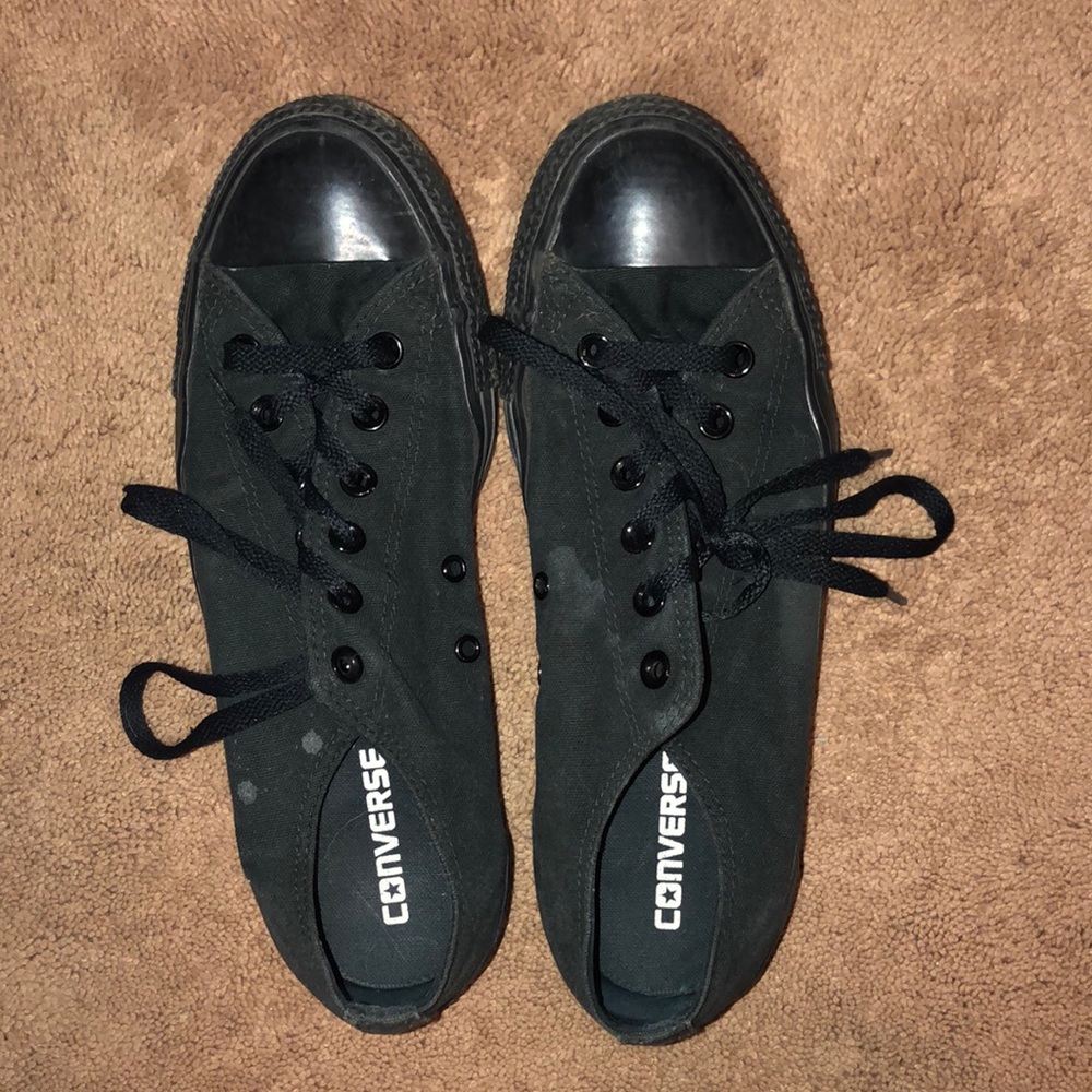 Lightly loved Low all black Converse